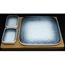 Керамическая посуда для подачи суши и роллов три тарелки на деревянной подставке Olens Керамическая посуда для подачи суши и роллов три тарелки на деревянной подставке Olens